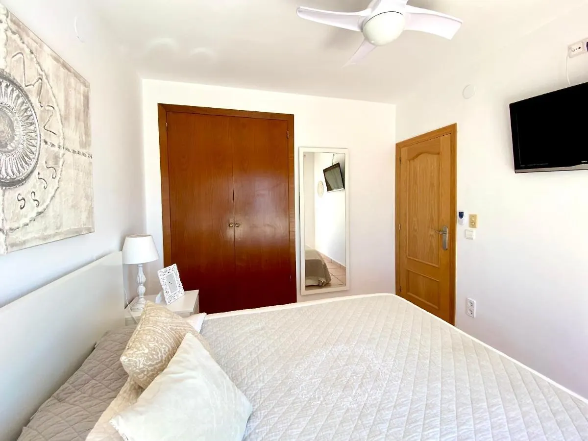 House In Front Of The Beach With Sea View Cambrils